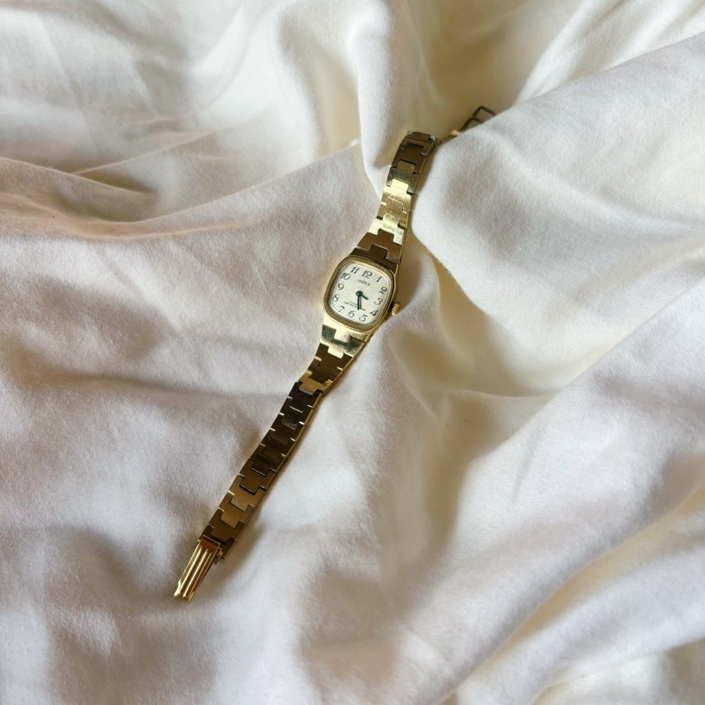 [VINTAGE] gold watch